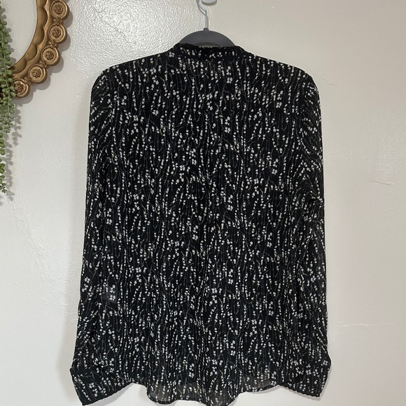 The Shirt by Rochelle Behrens Black Floral with Ruffle Detail, Semi-Sheer, Large - Picture 3 of 7